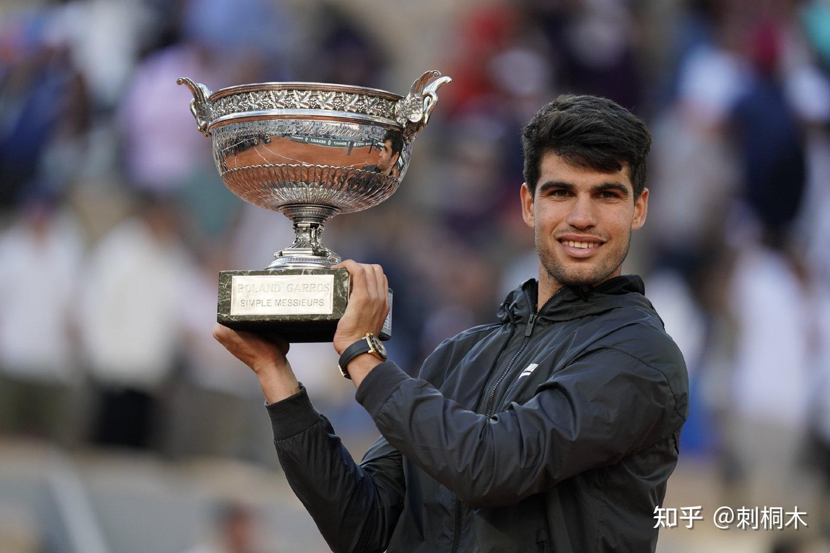 他的成功不 他的成功不