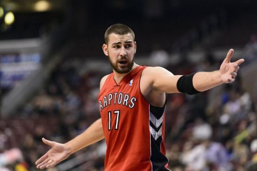 羽披肩突出 羽披肩突出